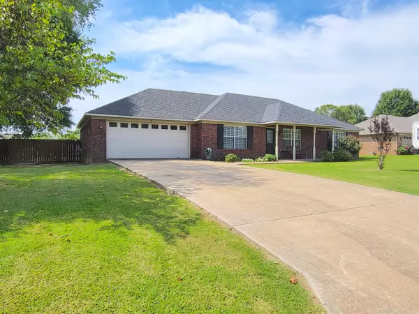 19 Hawk Drive, Vilonia, AR 72173