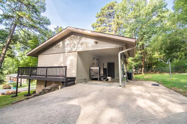 Heber Springs, AR 72543,1000 Rock Gardens DR