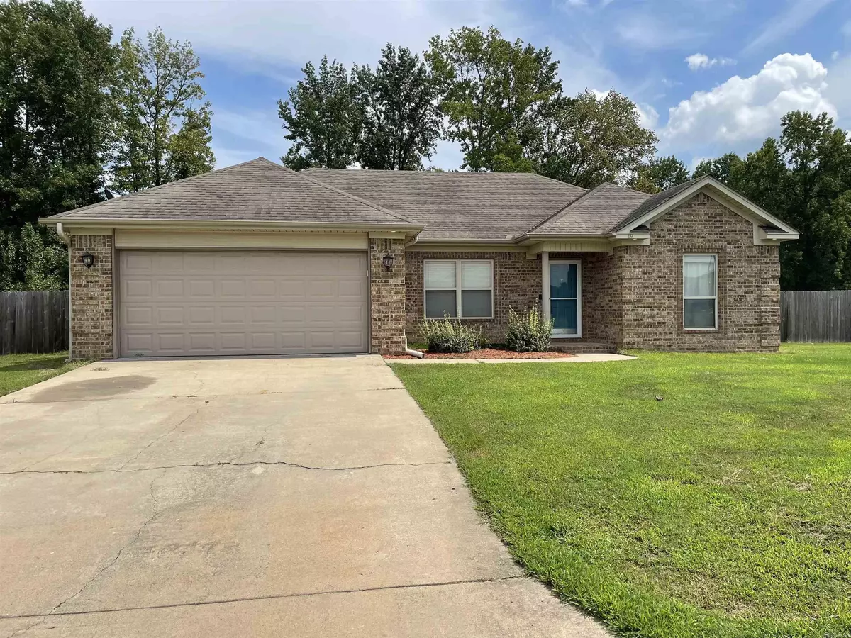 Ward, AR 72176,19 Willow Lake Drive