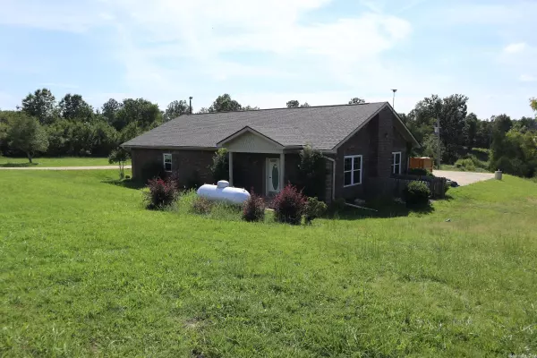 181 Airport Rd, Salem, AR 72576