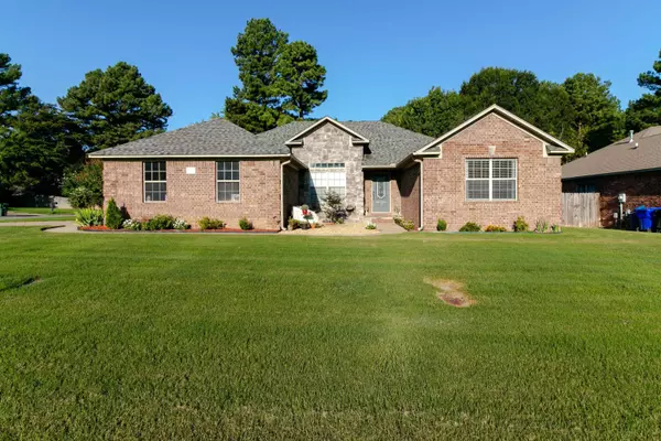 1905 Clarks Drive, Conway, AR 72034