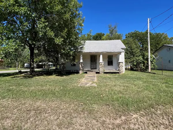 1000 Third Street, Mena, AR 71953