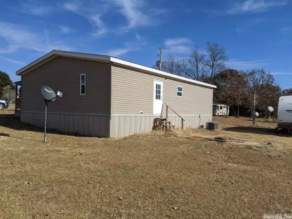 Judsonia, AR 72081,374 YANKEE ROAD