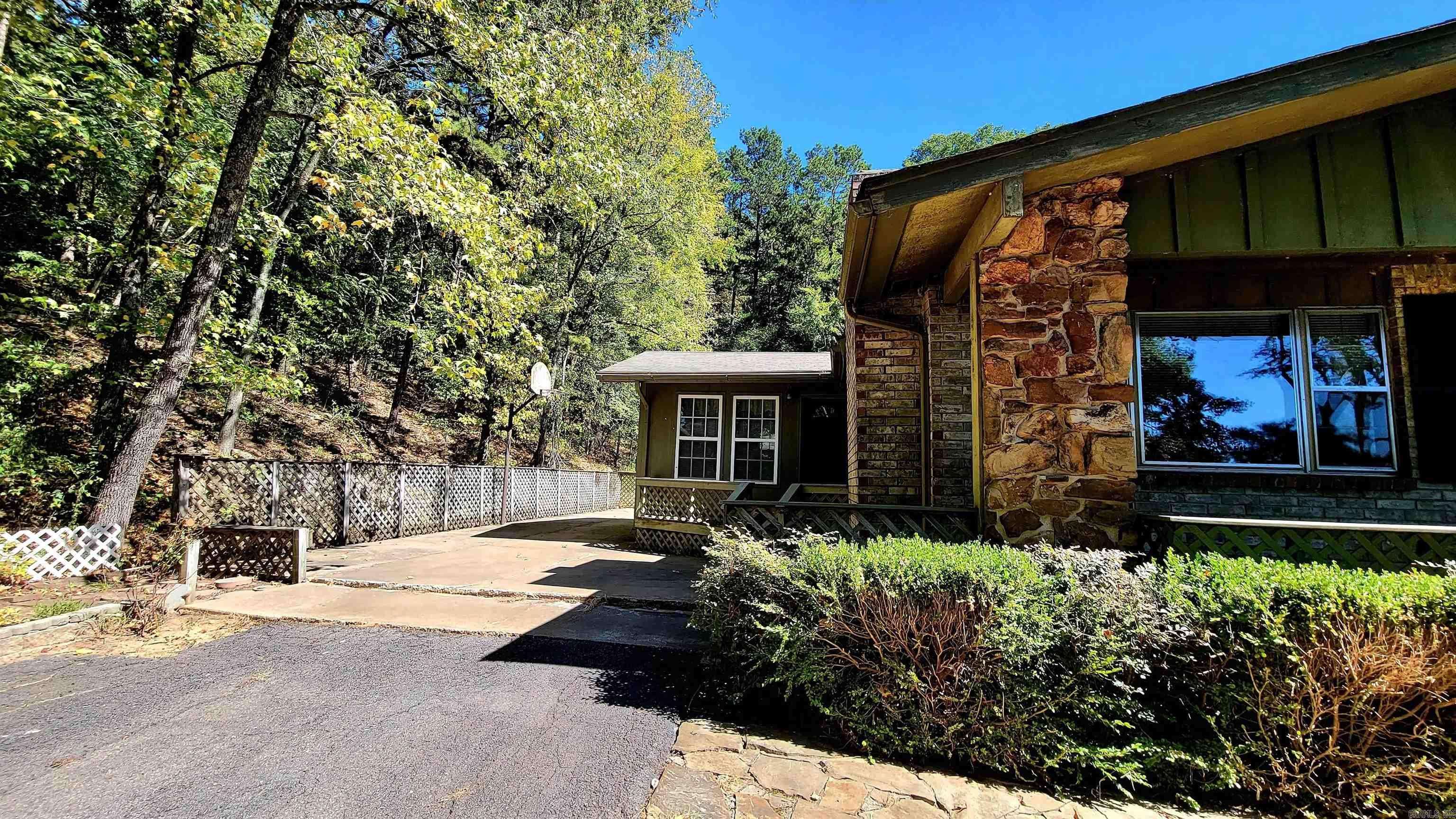 Dardanelle, AR 72834,304 East Street