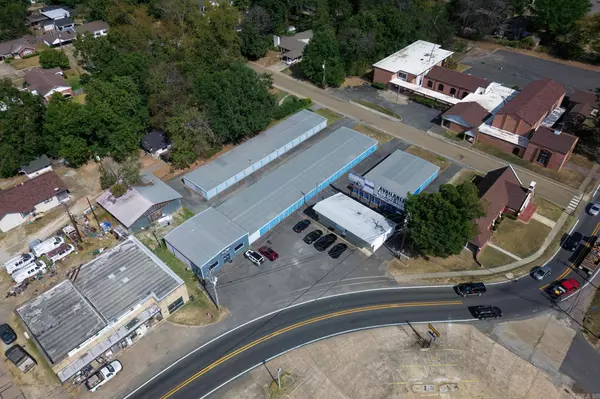 1318 Pine Street, Arkadelphia, AR 71923