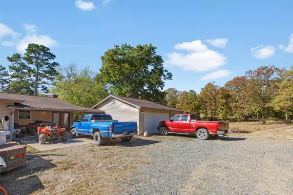 Mena, AR 71953,120 Pebble Lane