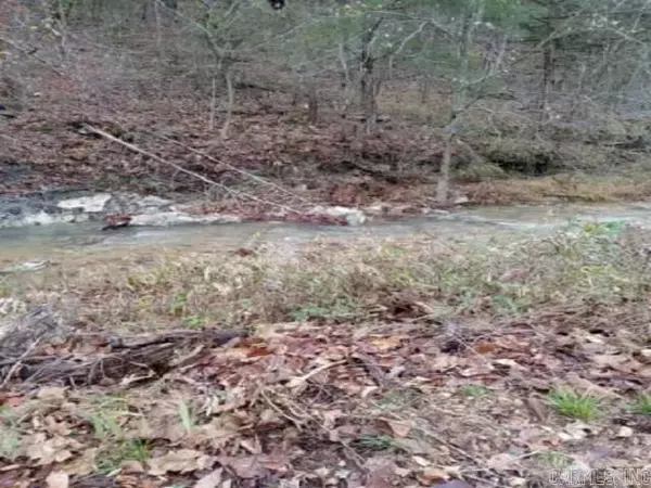 Yellville, AR 72687,1054 Tar Kiln Road