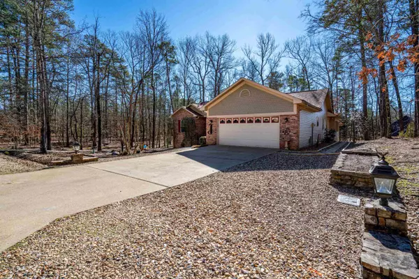 Hot Springs Vill., AR 71909,Address not disclosed