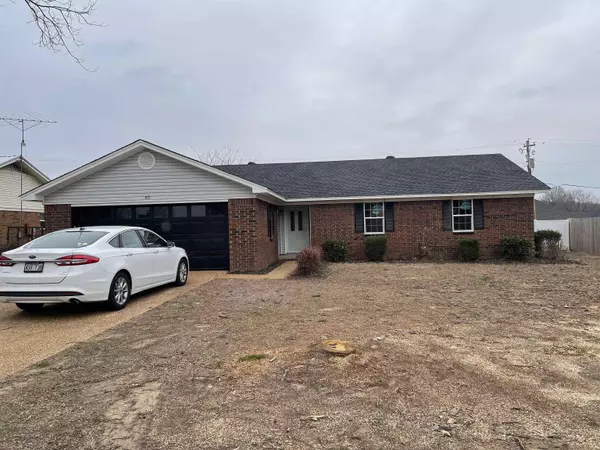 40 Sherwood Loop, Searcy, AR 72143