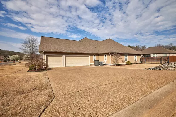 Hot Springs, AR 71901,104 Setter Crossing