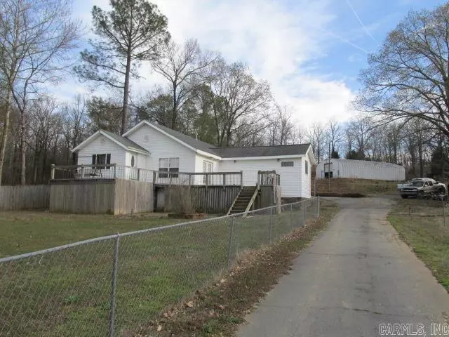 6107 Gribble Rd, Jacksonville, AR 72076