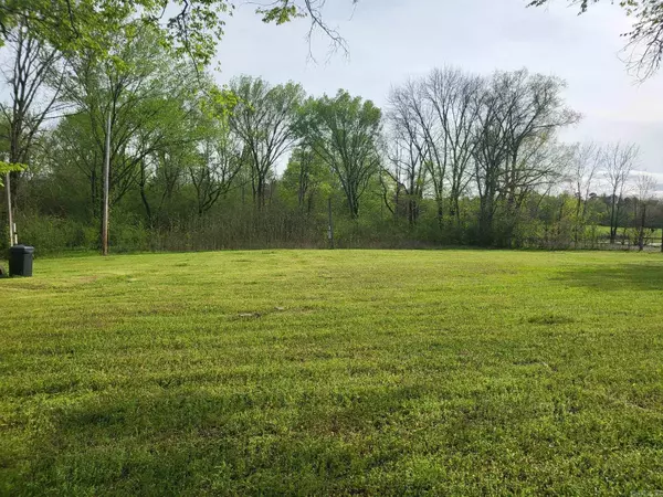 366 River Rd, Norman, AR 71960