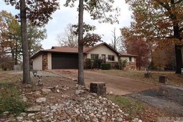 300 Alexander Avenue, Horseshoe Bend, AR 72512