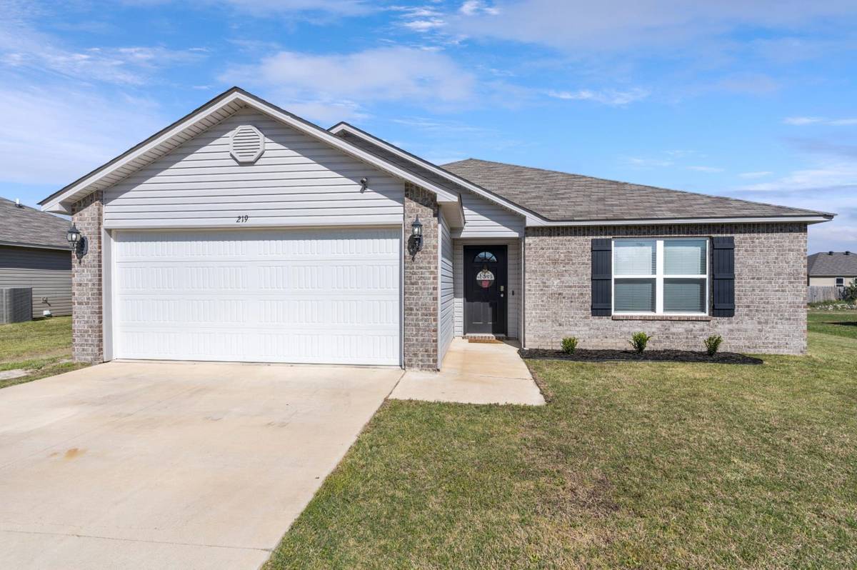 Brookland, AR 72417,Address not disclosed