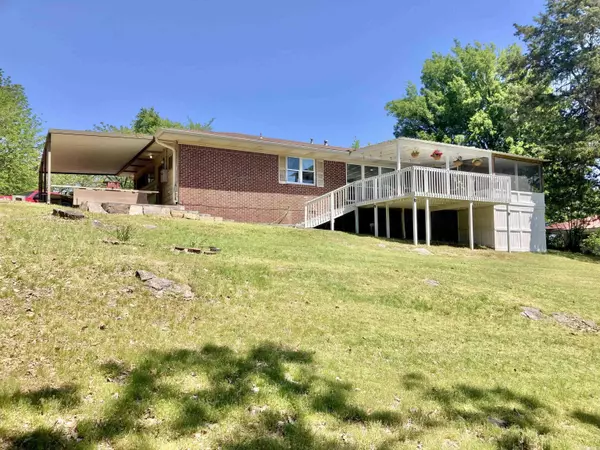 Morrilton, AR 72110,106 Cedarcrest Drive