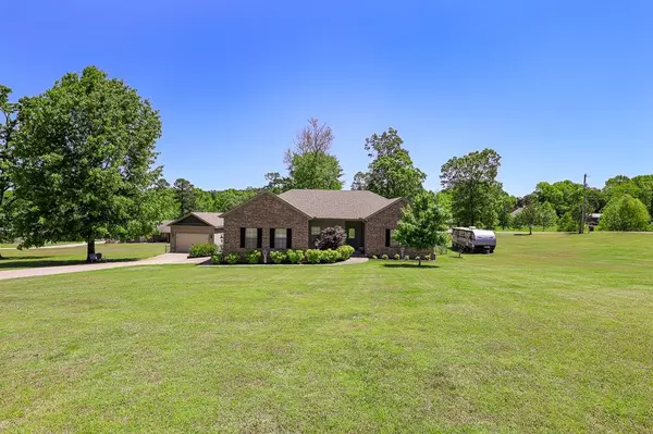 854 SALEM HEIGHTS, Benton, AR 72019