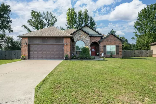 36 Lilly Ann Cir, Ward, AR 72176