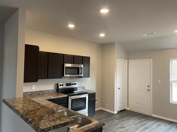 Maumelle, AR 72113-0000,120 Sofia Drive