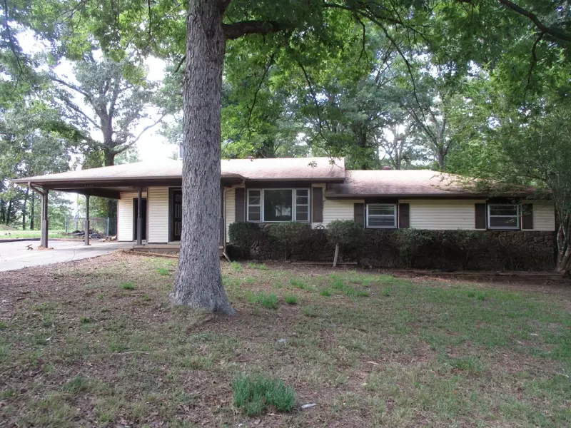 1111 Akers Road, Hot Springs, AR 71901