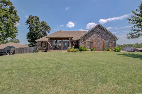 5800 Base Meadows Drive, Jacksonville, AR 72076