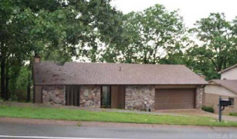 12102 Pleasant Forest Drive, Little Rock, AR 72212