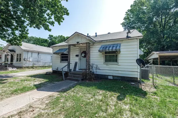 Malvern, AR 72104,719 Division Street