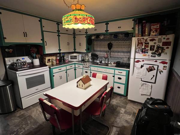 Atkins, AR 72823,509 SW 3rd Street