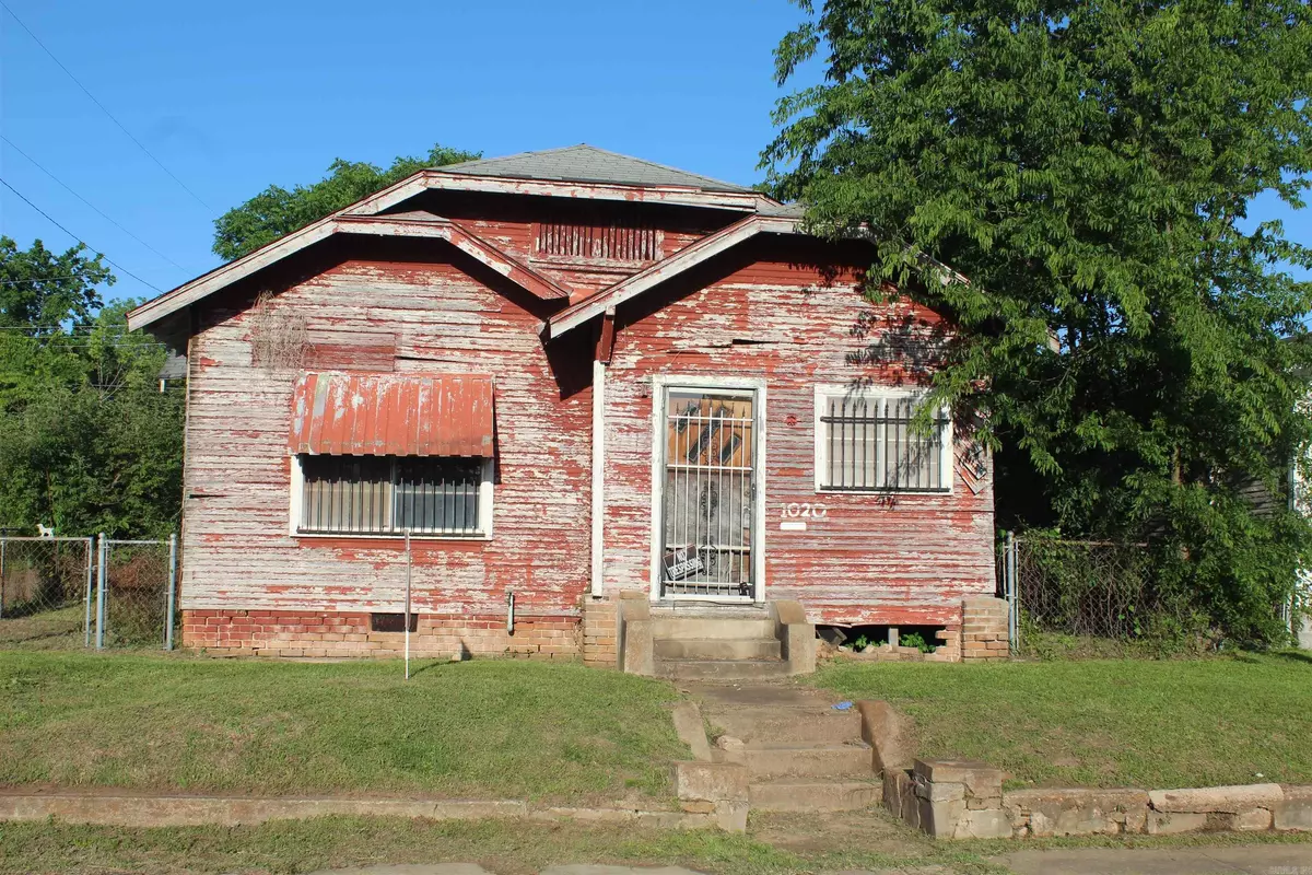 Texarkana, AR 71854,1020 LAUREL Street