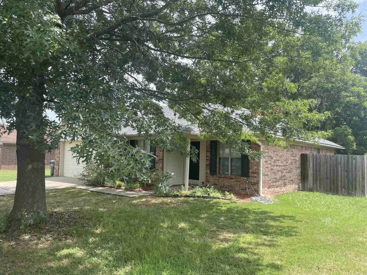 Conway, AR 72034,1470 Arapaho Trail