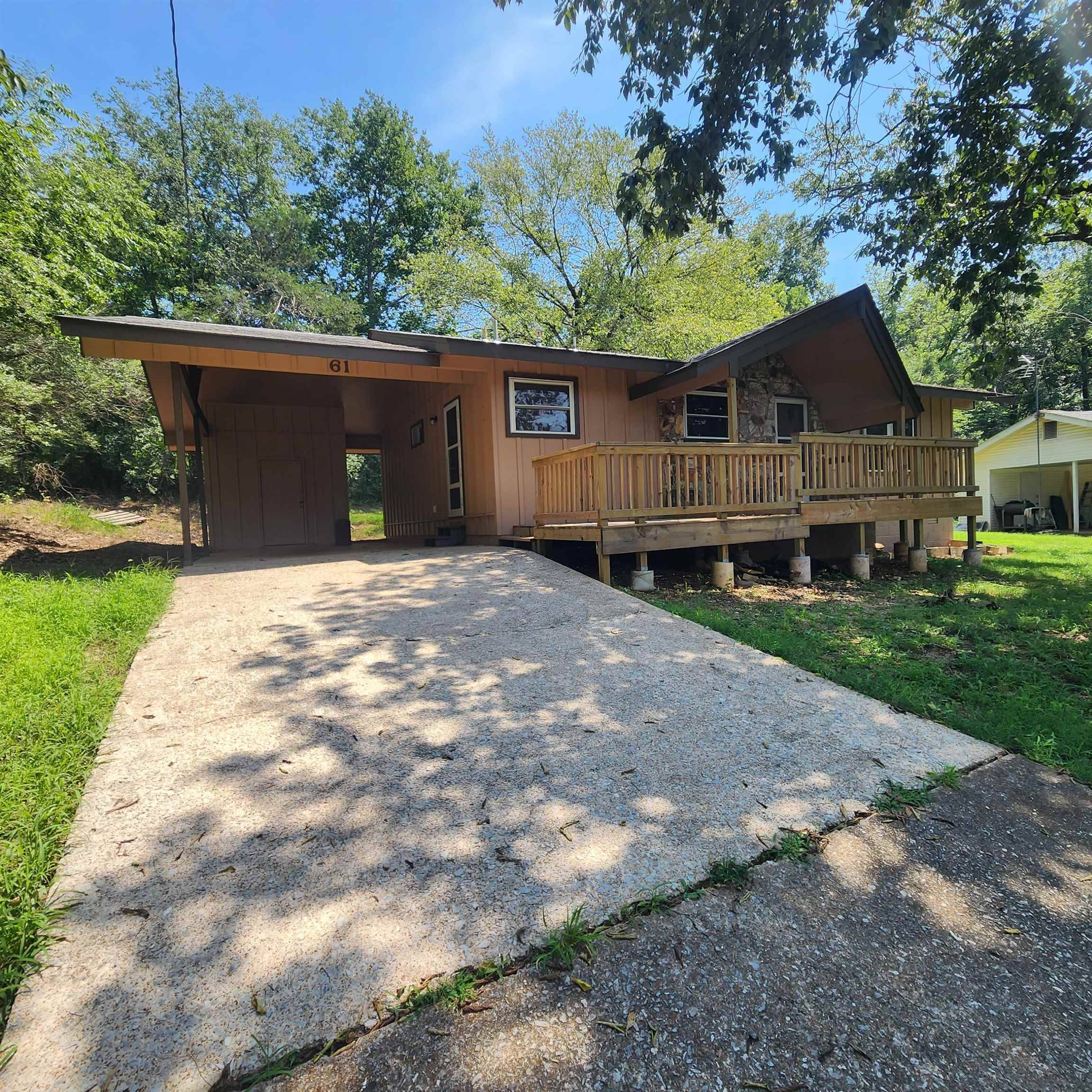 Cherokee Village, AR 72529,61 E Lakeshore Drive