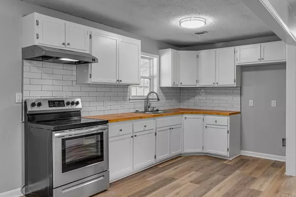 Manila, AR 72442,811 Benton Street