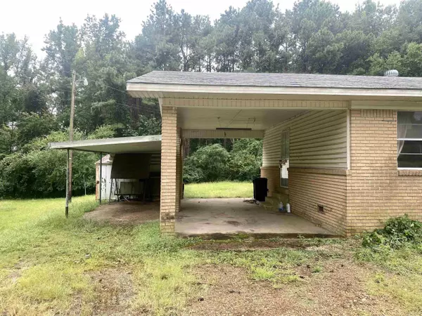 De Queen, AR 71832,2111 W Coulter