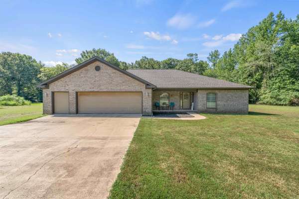 1215 Stuckey Road, Cabot, AR 72023