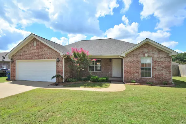 36 Robin Lane, Cabot, AR 72023