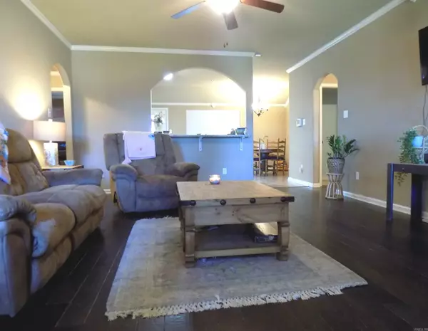 Sherwood, AR 72120,2101 Honeycomb Street