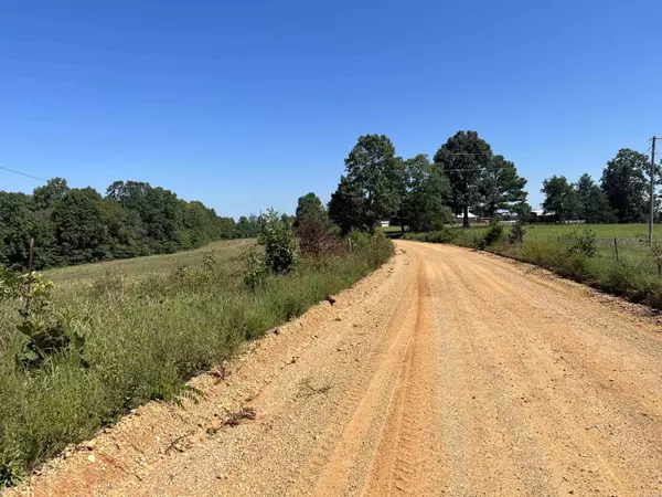 Hardy, AR 72542,New Hope Road