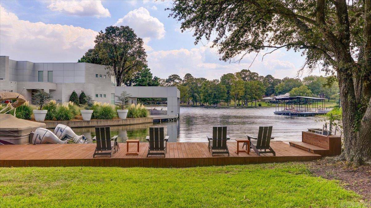 206 Long Beach Point, Lake Hamilton, AR 71913