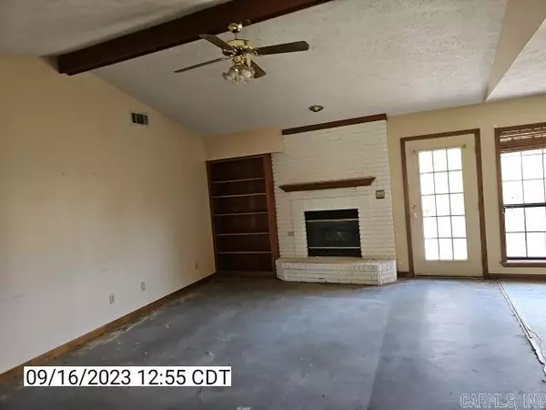 Gosnell, AR 72315,522 Laura Street