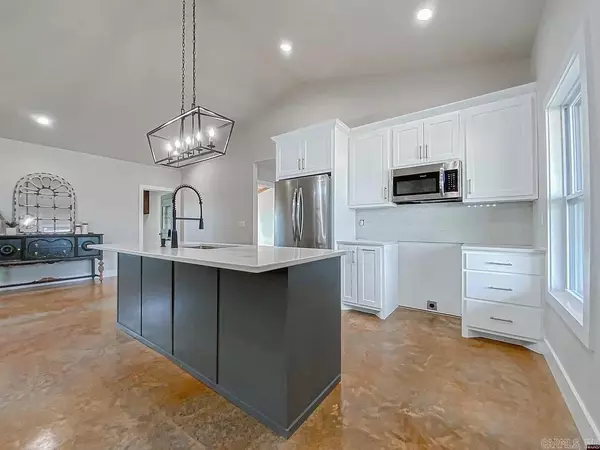 Flippin, AR 72634,65 Lydia Lane