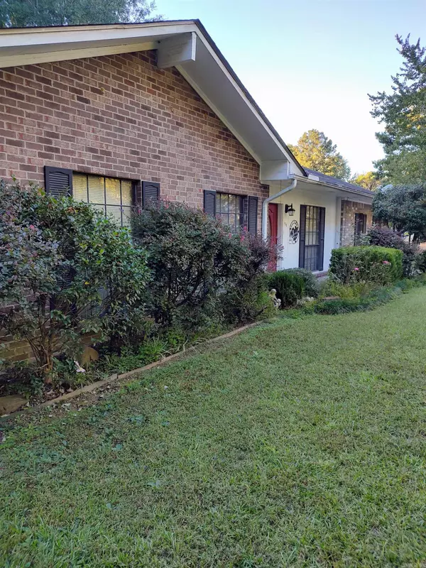 Camden, AR 71701,150 International