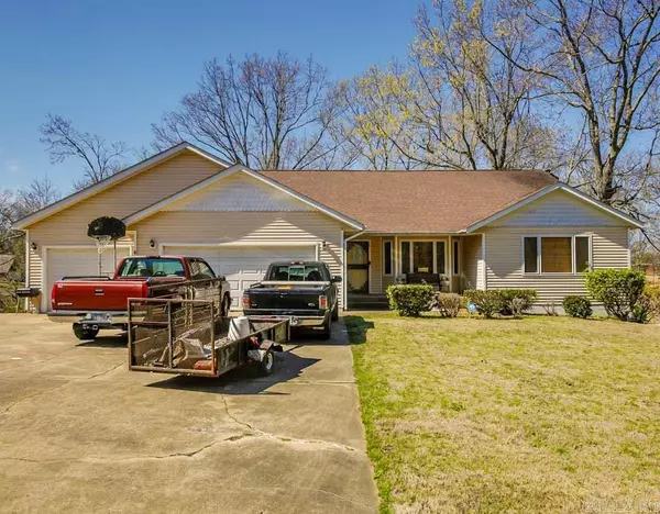 1786 Sutherland Dr, Forrest City, AR 72335