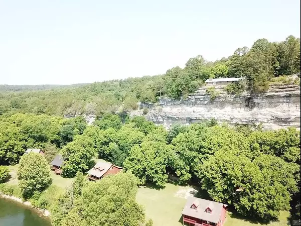 Calico Rock, AR 72519,802 Mullett's Landing