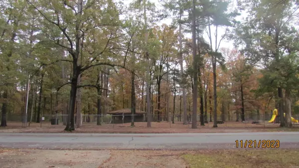 Crossett, AR 71635,1402 Parkway