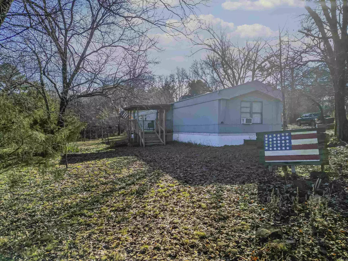 Mcrae, AR 72101,106 Skyhawk Drive