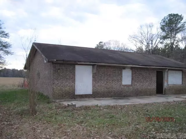 550 Little River 40 Road, Ashdown, AR 71822