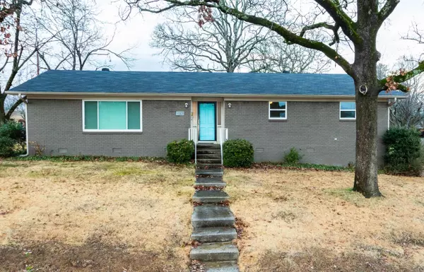 1001 E 57th Place, North Little Rock, AR 72116