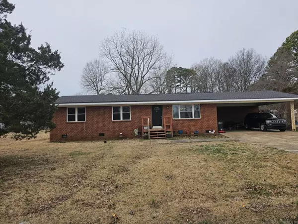 Bald Knob, AR 72010,306 Wynn Street