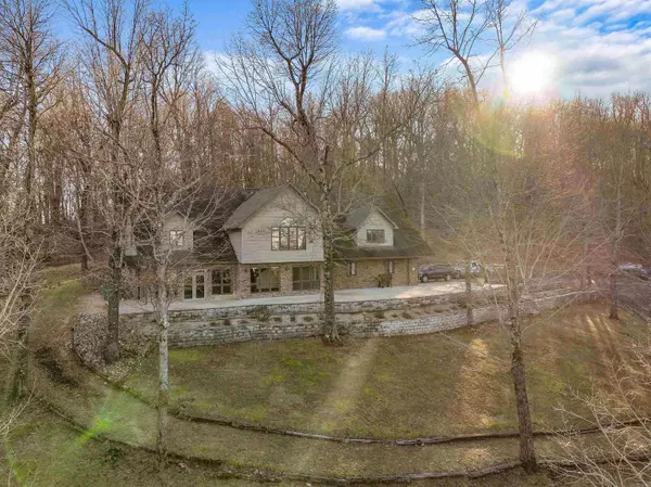 Norfork, AR 72658,4052 Push Mountain Road Road