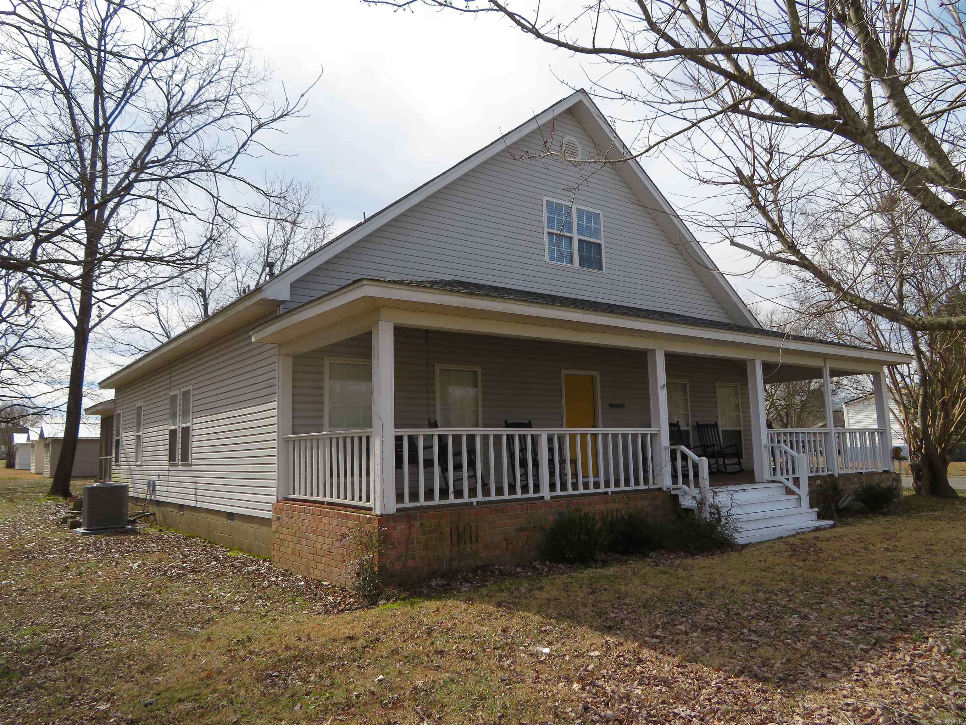 1215 Cutler Street, Arkadelphia, AR 71923-5309
