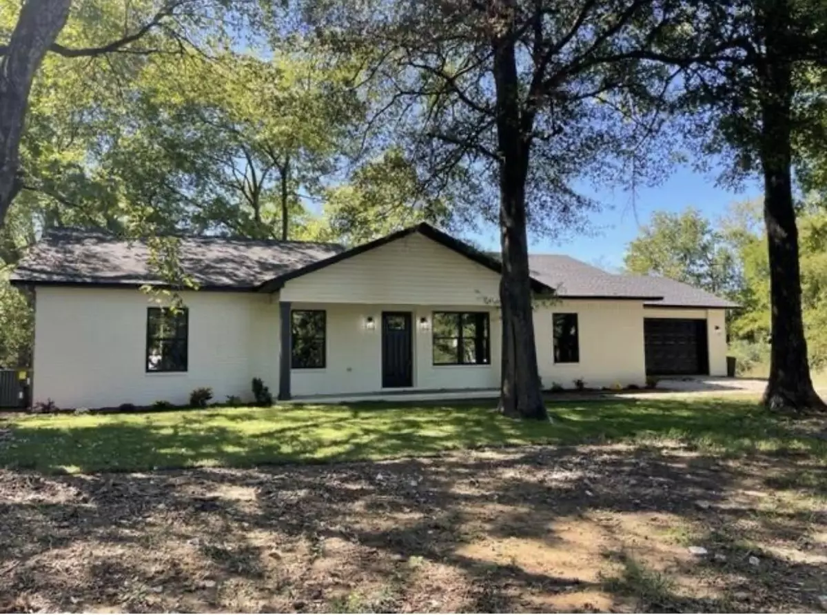 Danville, AR 72833,404 clovis